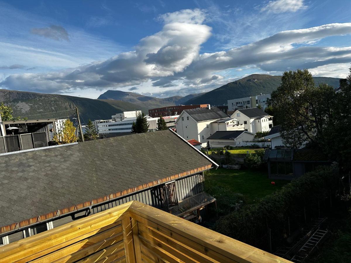 Tromso Central Guest House With Parking Exterior photo